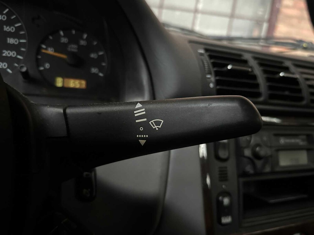 Mercedes-Benz M-Klasse 270 CDI 163PS 2001 (Original-NL), 95-HF-SV