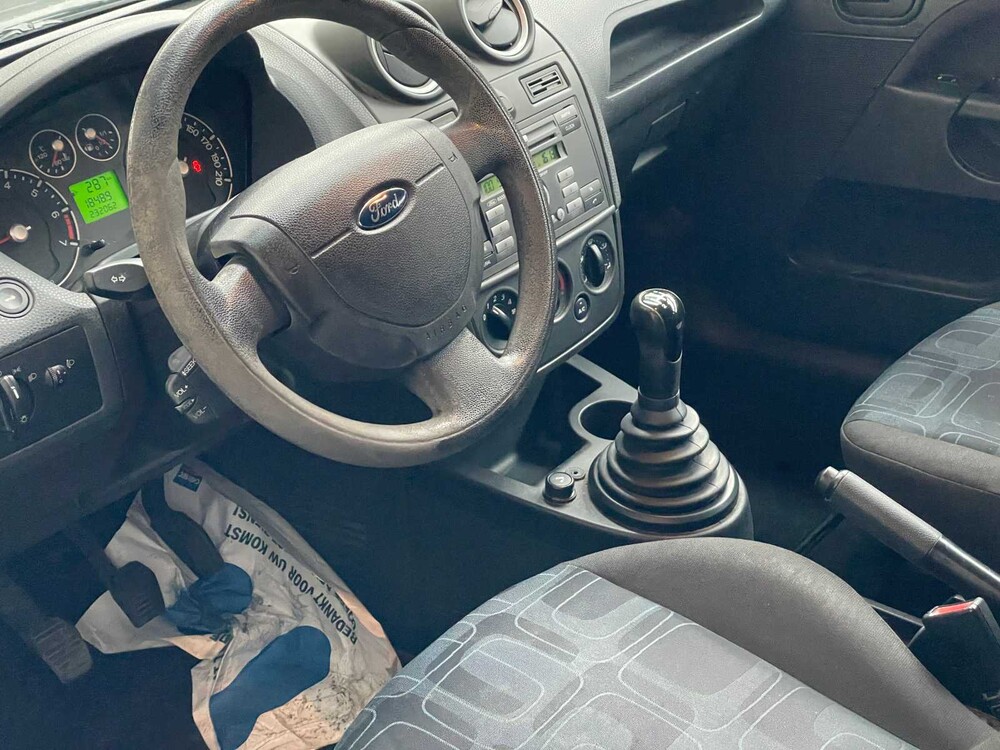 Ford Fiesta 1.3-8V Cool & Sound 69PS 2007, 82-XP-JP