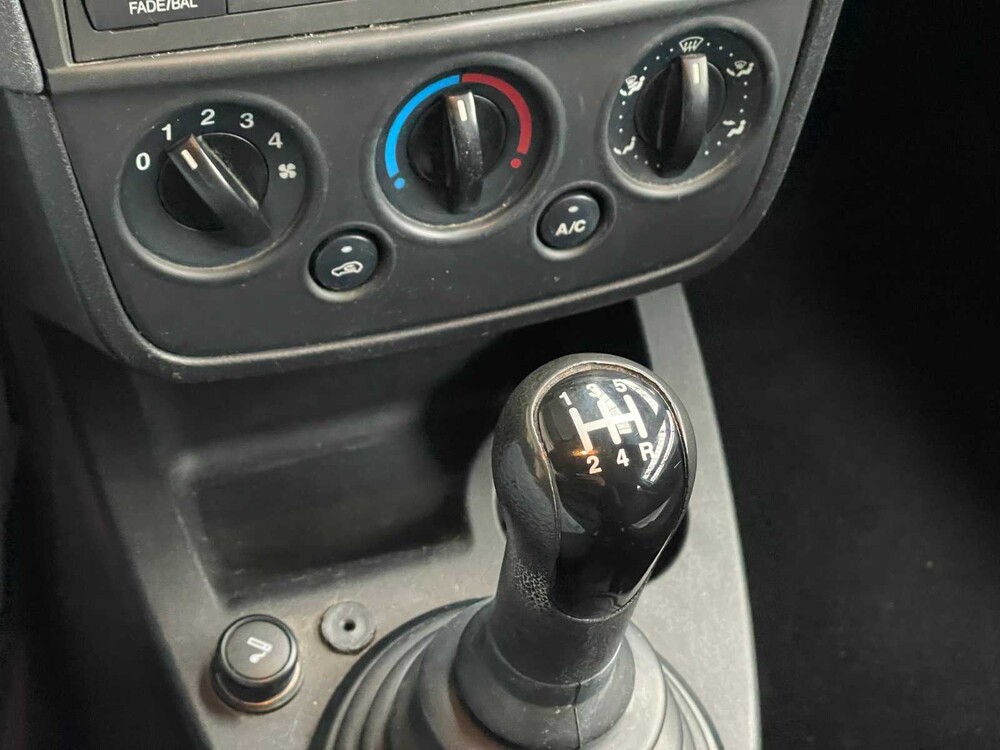 Ford Fiesta 1.3-8V Cool & Sound 69PS 2007, 82-XP-JP