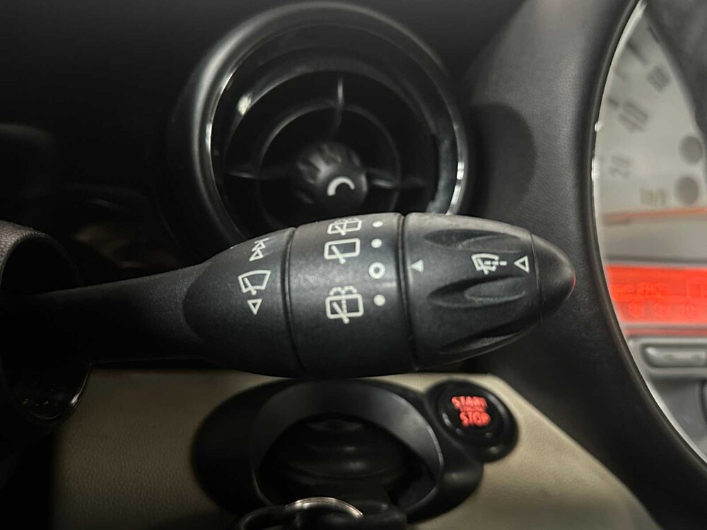 Mini Clubman 1.6 Cooper Chile 120PS 2008 (Original-NL), 10-ZP-KJ