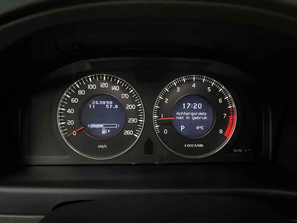 Volvo V70 145PS 2009, H-832-ZN