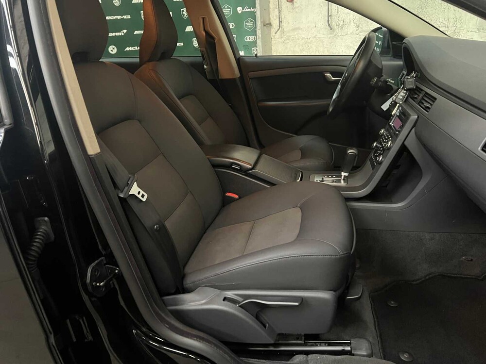 Volvo V70 145PS 2009, H-832-ZN