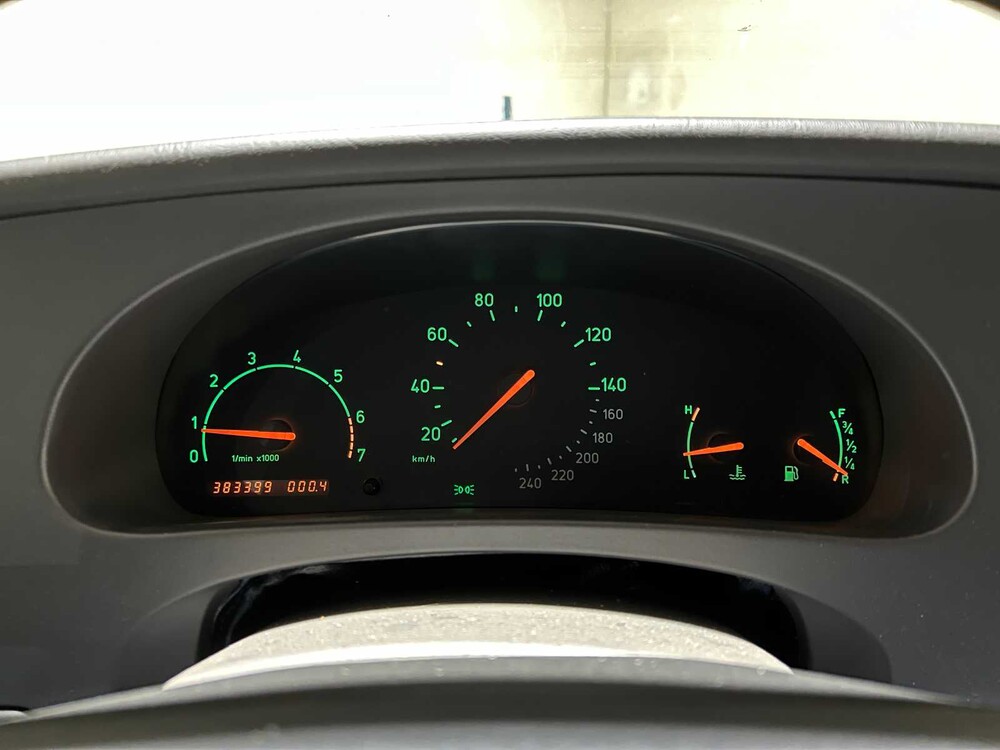 Saab 9-5 Kombi 2.0t linear 150PS 2001, 10-GR-KN