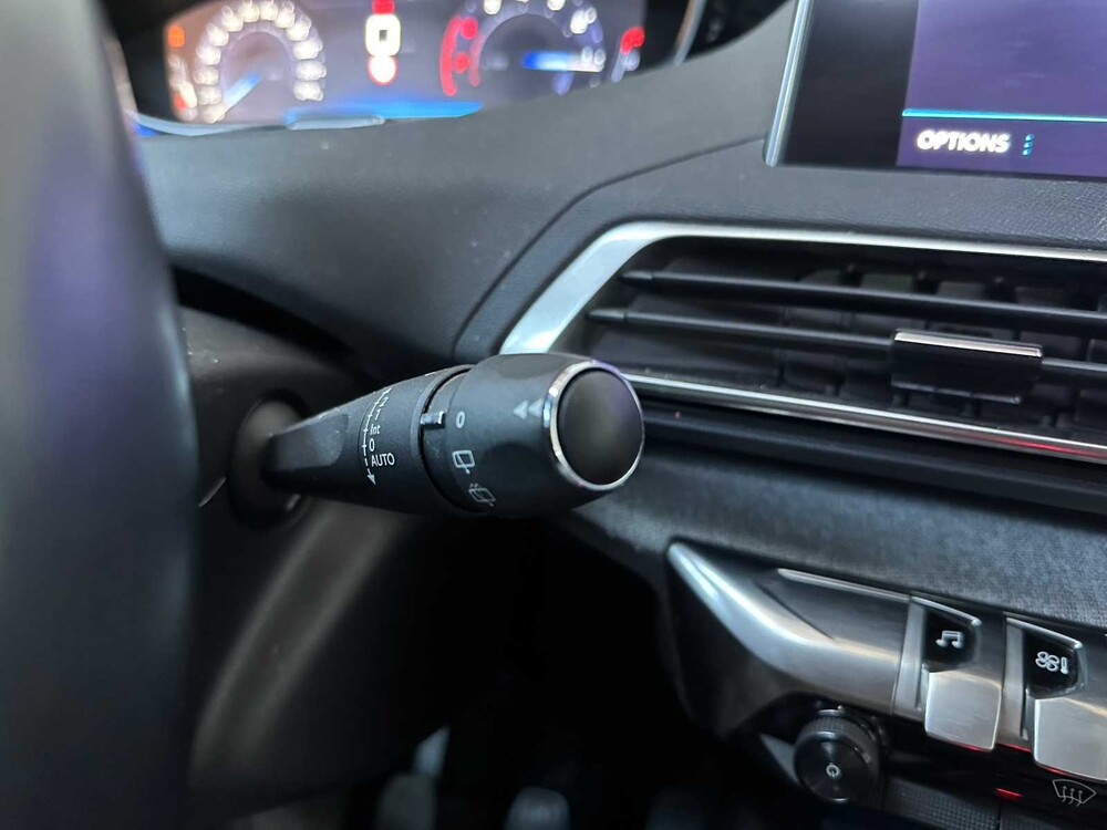 Peugeot 3008 1.2 PureTech BL Prem 131PS 2018, SR-220-G