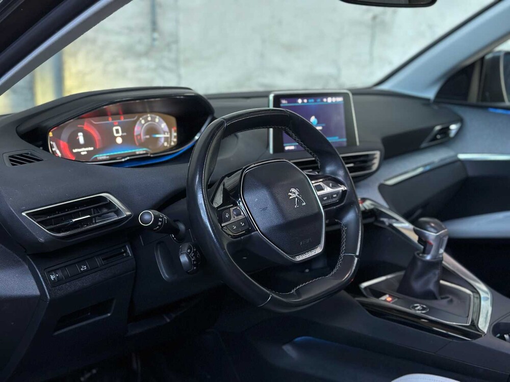 Peugeot 3008 1.2 PureTech BL Prem 131PS 2018, SR-220-G