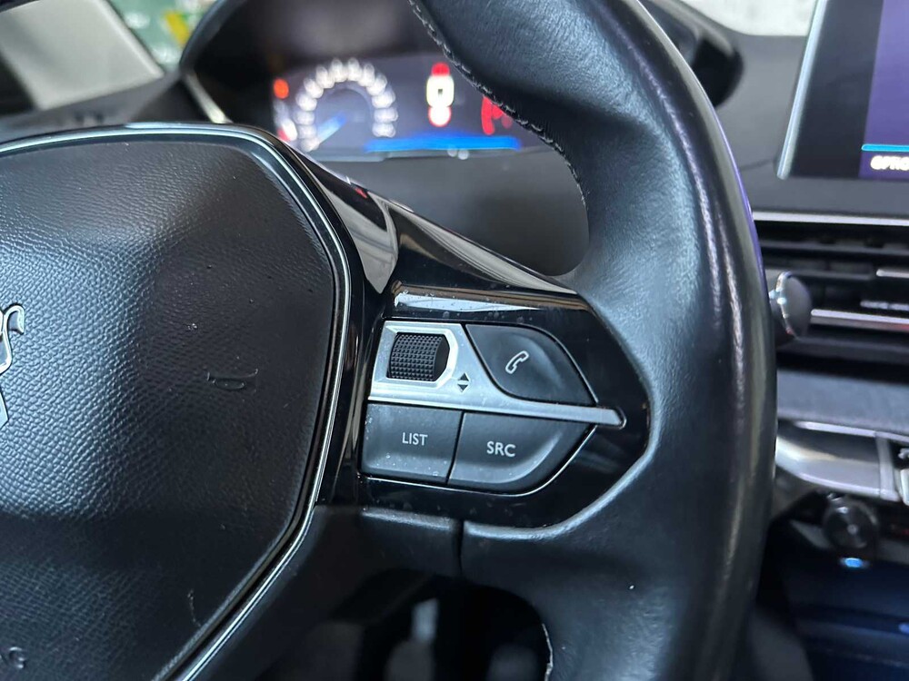 Peugeot 3008 1.2 PureTech BL Prem 131PS 2018, SR-220-G