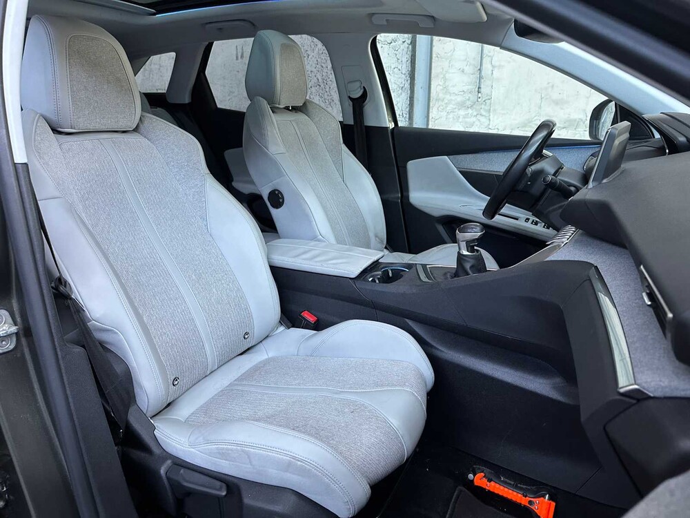 Peugeot 3008 1.2 PureTech BL Prem 131PS 2018, SR-220-G