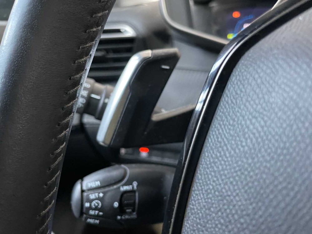 Peugeot 2008 1.2 PT B.L. Allure 131PS 2021, N-897-GX