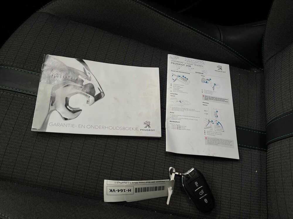 Peugeot 208 1.2 PT BL Allure 101hp 2020, H-164-VK