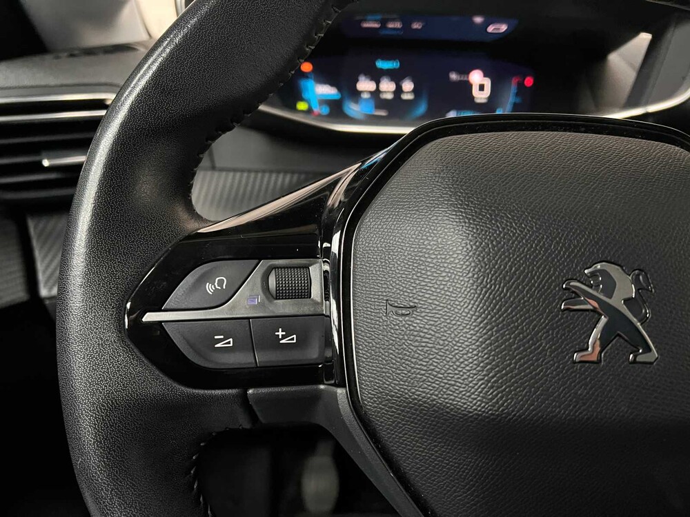 Peugeot 208 1.2 PT BL Allure 101PS 2020, H-164-VK