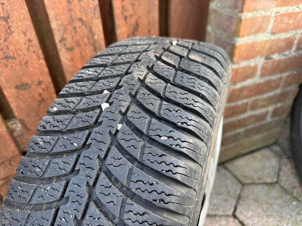 Hyundai i20 1.2 Blue Drive 86PS 2014, 6-XDH-88