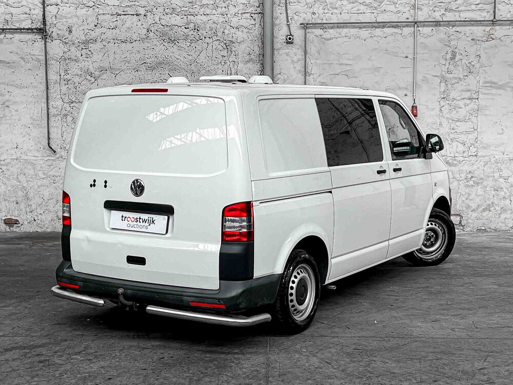 Volkswagen Transporter 2.0 TDI L1H1 Com. DC 140PS 2014, VJ-061-B