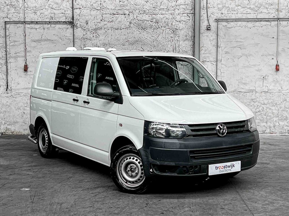 Volkswagen Transporter 2.0 TDI L1H1 Com. DC 140PS 2014, VJ-061-B