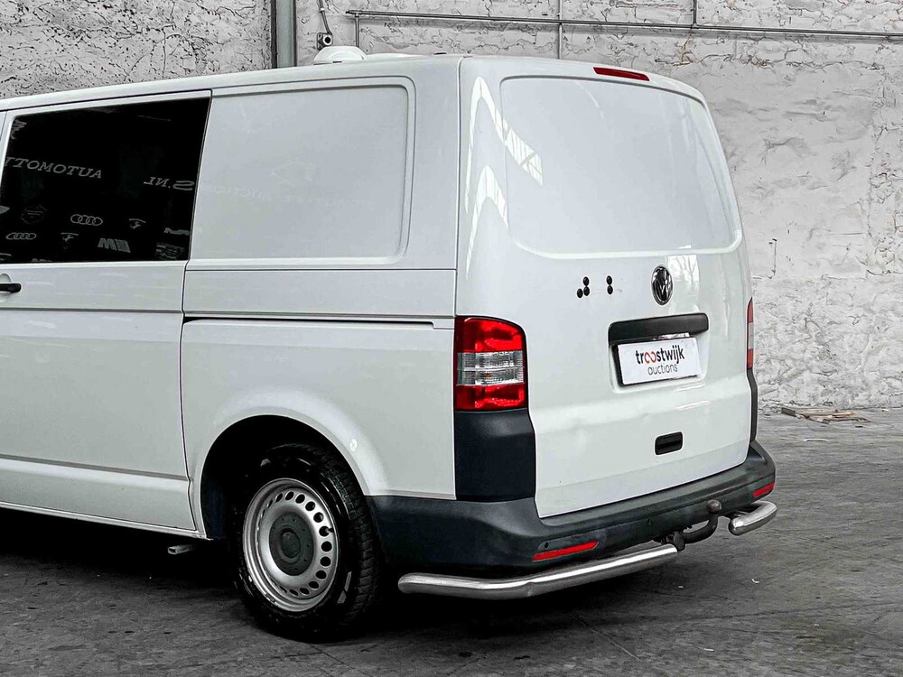 Volkswagen Transporter 2.0 TDI L1H1 Com. DC 140PS 2014, VJ-061-B