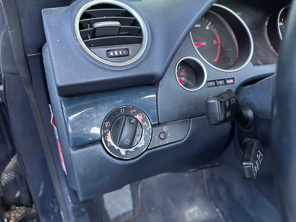 Audi A4 Cabriolet 2.5 V6 TDI 163PS 2004, 59-HJX-7