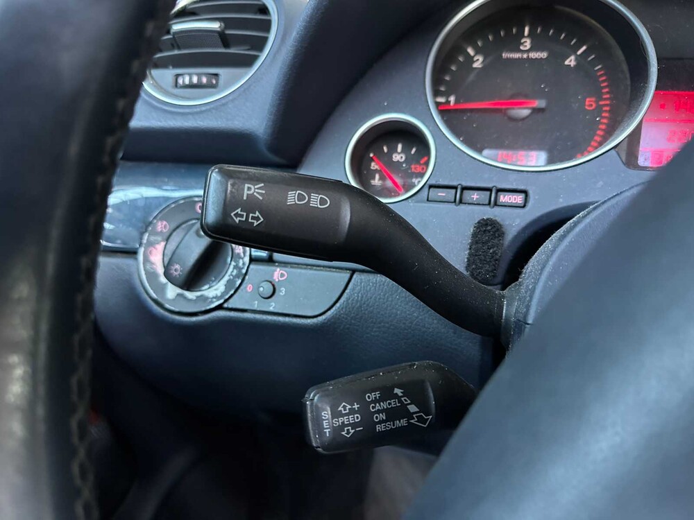 Audi A4 Cabriolet 2.5 V6 TDI 163PS 2004, 59-HJX-7