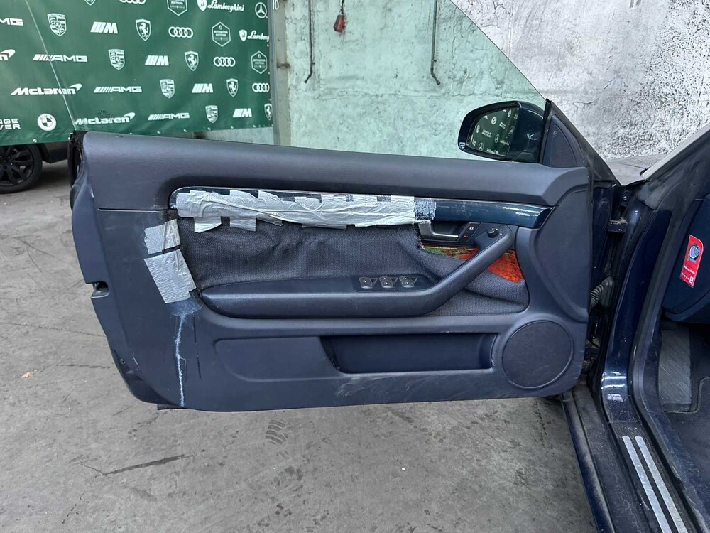 Audi A4 Cabriolet 2.5 V6 TDI 163PS 2004, 59-HJX-7