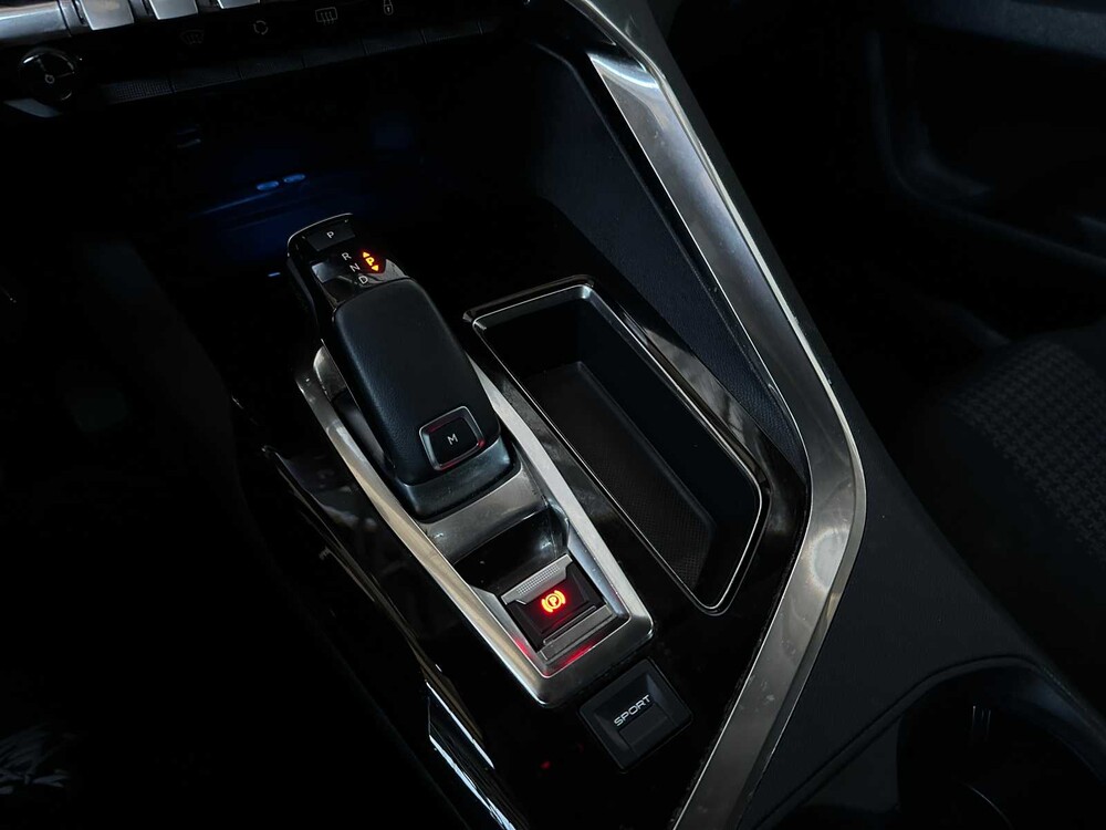 Peugeot 3008 1.2 PureTech BL Exec 131PS 2020, J-663-NF