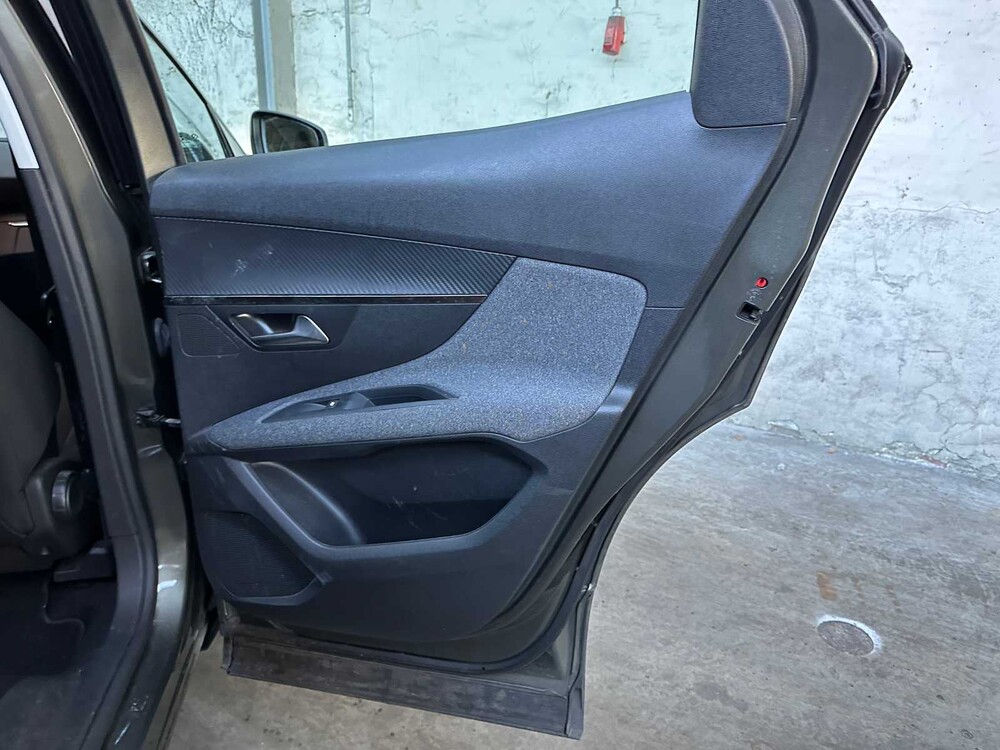 Peugeot 3008 1.2 PureTech BL Exec 131PS 2020, J-663-NF