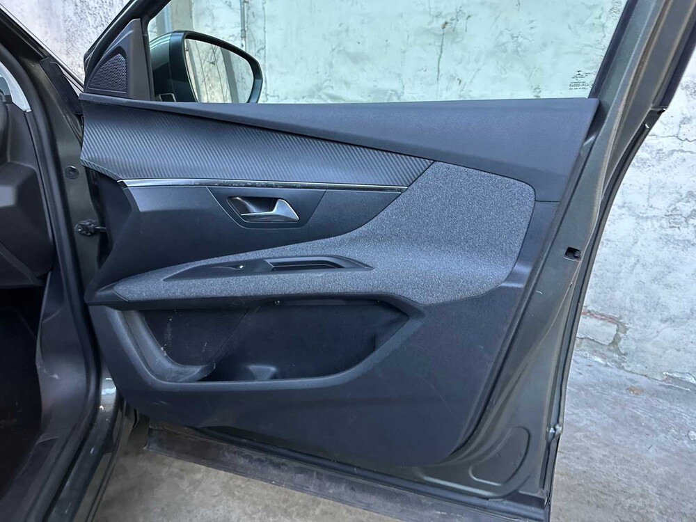 Peugeot 3008 1.2 PureTech BL Exec 131PS 2020, J-663-NF