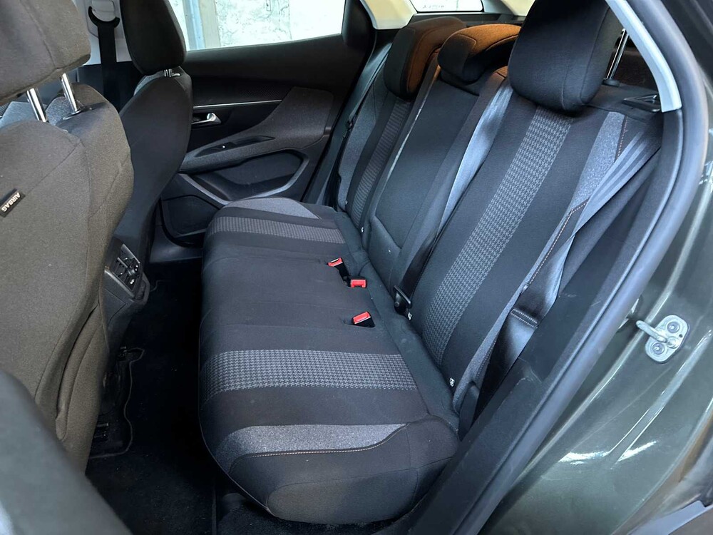 Peugeot 3008 1.2 PureTech BL Exec 131PS 2020, J-663-NF