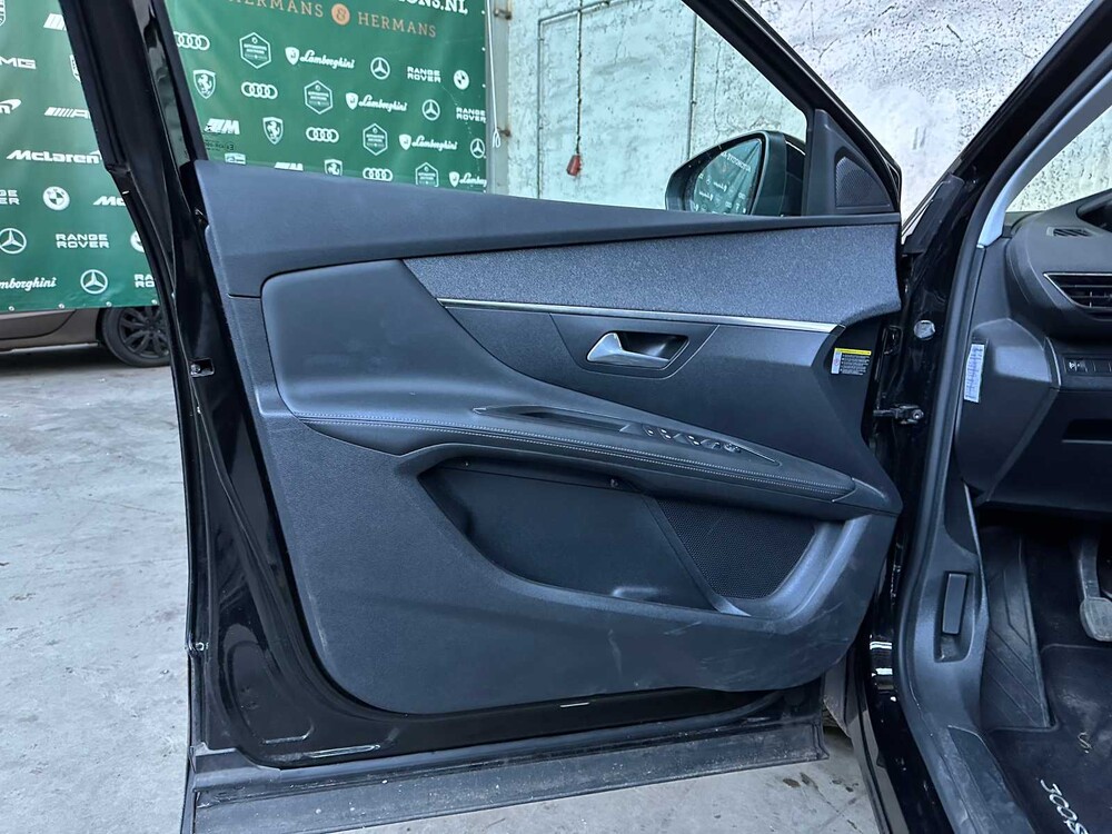 Peugeot 3008 1.2 PureTech BL Prem 131PS 2020, G-568-ZG