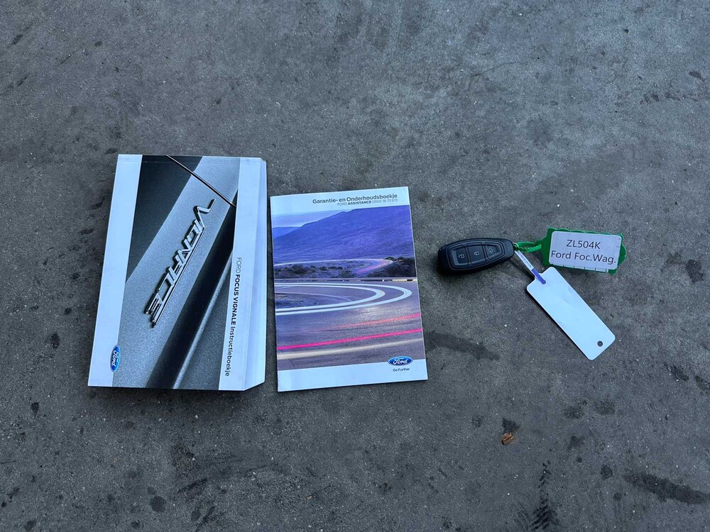 Ford Focus Kombi 1.0 EcoB. Vignale 125PS 2019, ZL-504-K