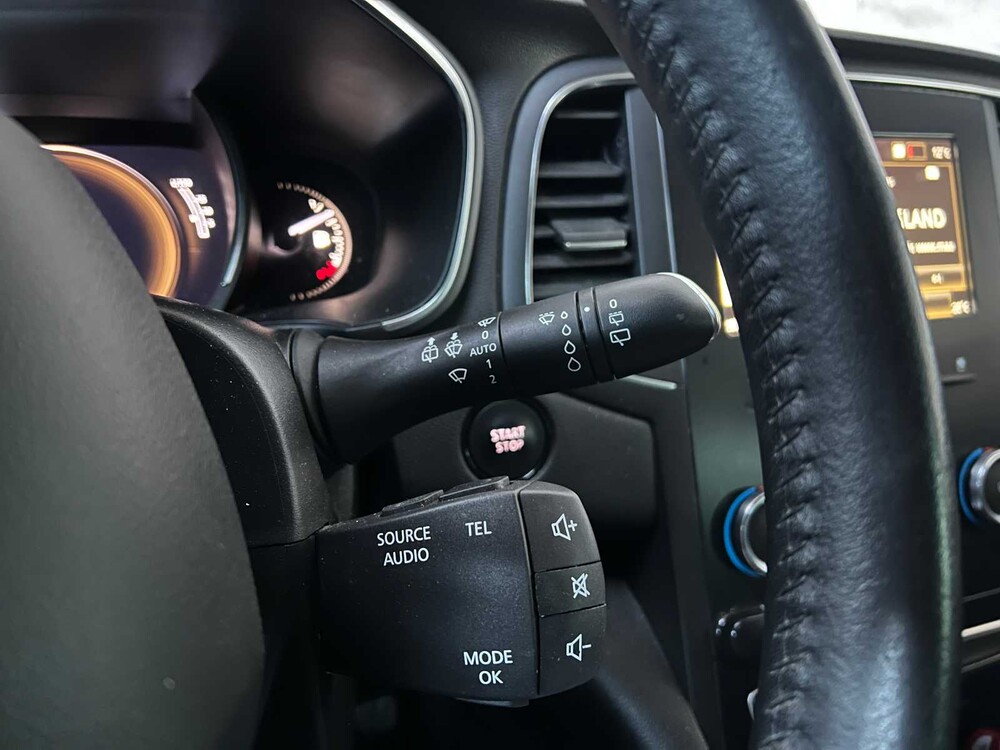 Renault Mégane Kombi 1.3 TCe Limited 140PS 2020, H-053-TB