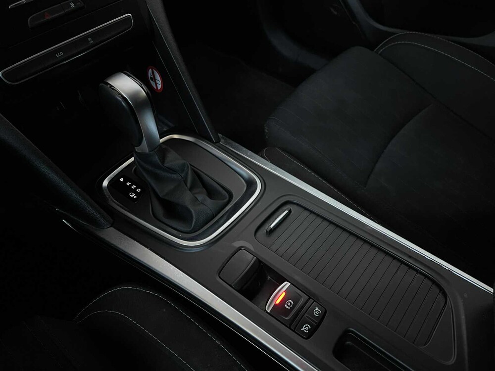 Renault Mégane Kombi 1.3 TCe Limited 140PS 2020, H-053-TB