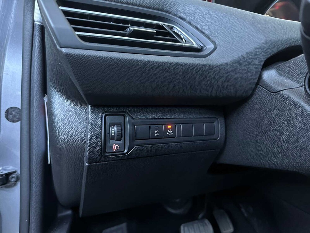 Peugeot 308 1.5 BlueHDi BL. Prä. 131PS 2019, XR-337-V