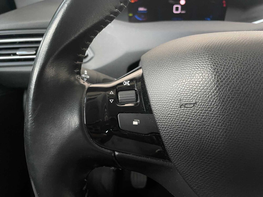 Peugeot 308 SW 1.2 PureT.Blue L. Al 131PS 2021, K-568-HK