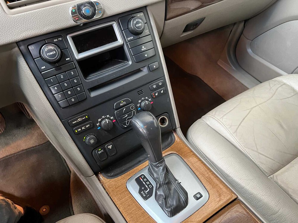 Volvo XC90 4.4 V8 Executive 315PS 2006, 57-JTH-5