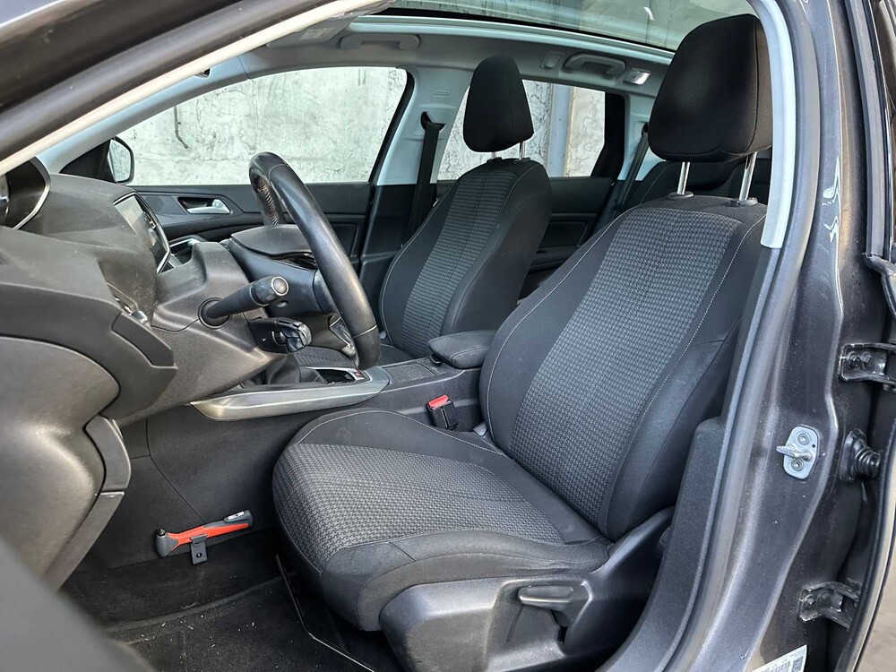 Peugeot 308 SW 1.2 PureT.Blue L. Ex 110PS 2020, H-068-BL