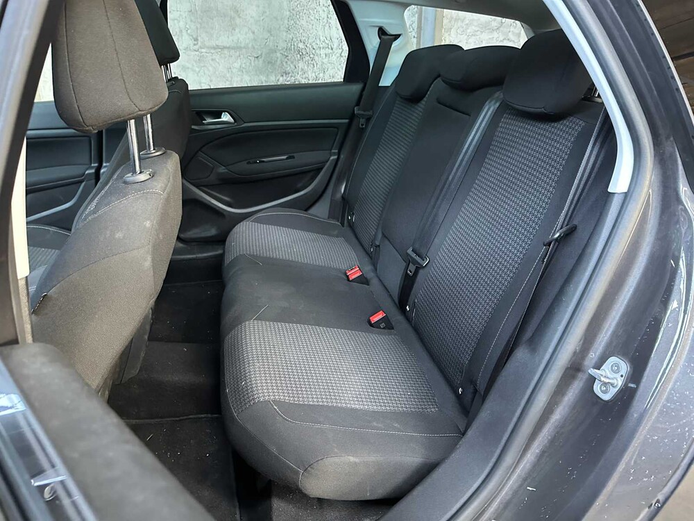 Peugeot 308 SW 1.2 PureT.Blue L. Ex 110PS 2020, H-068-BL