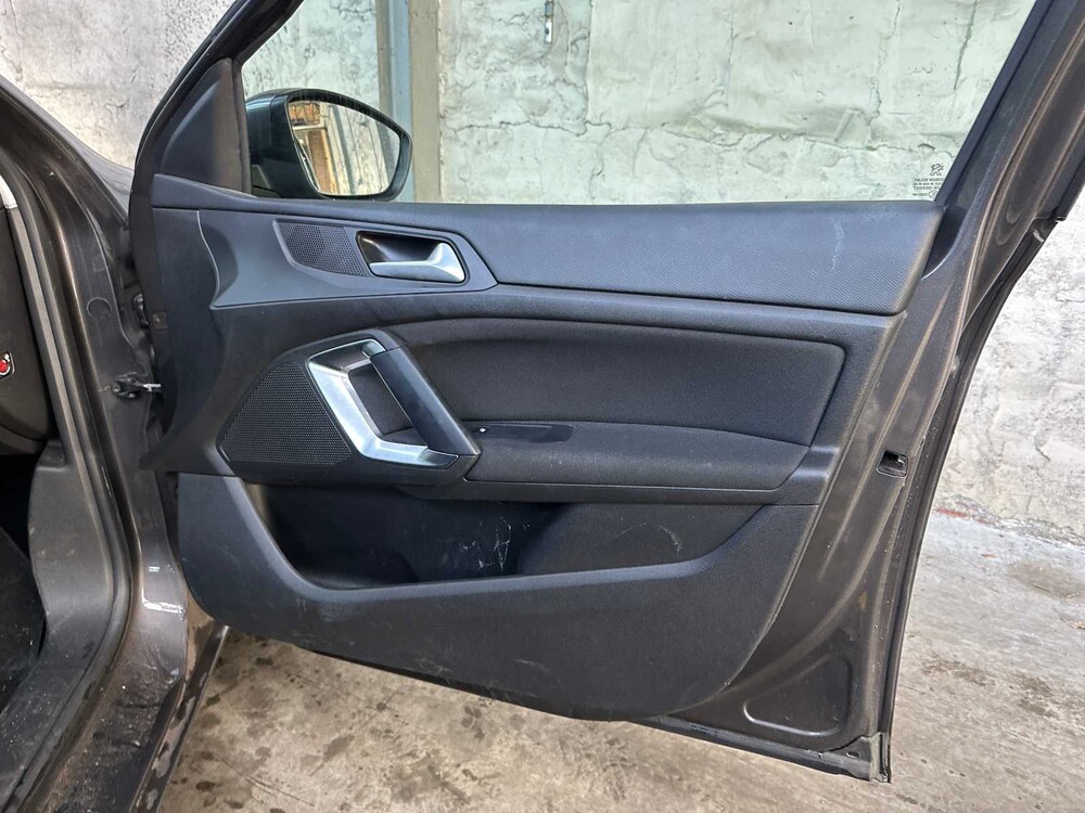 Peugeot 308 SW 1.2 PureT.Blue L. Ex 110PS 2020, H-068-BL