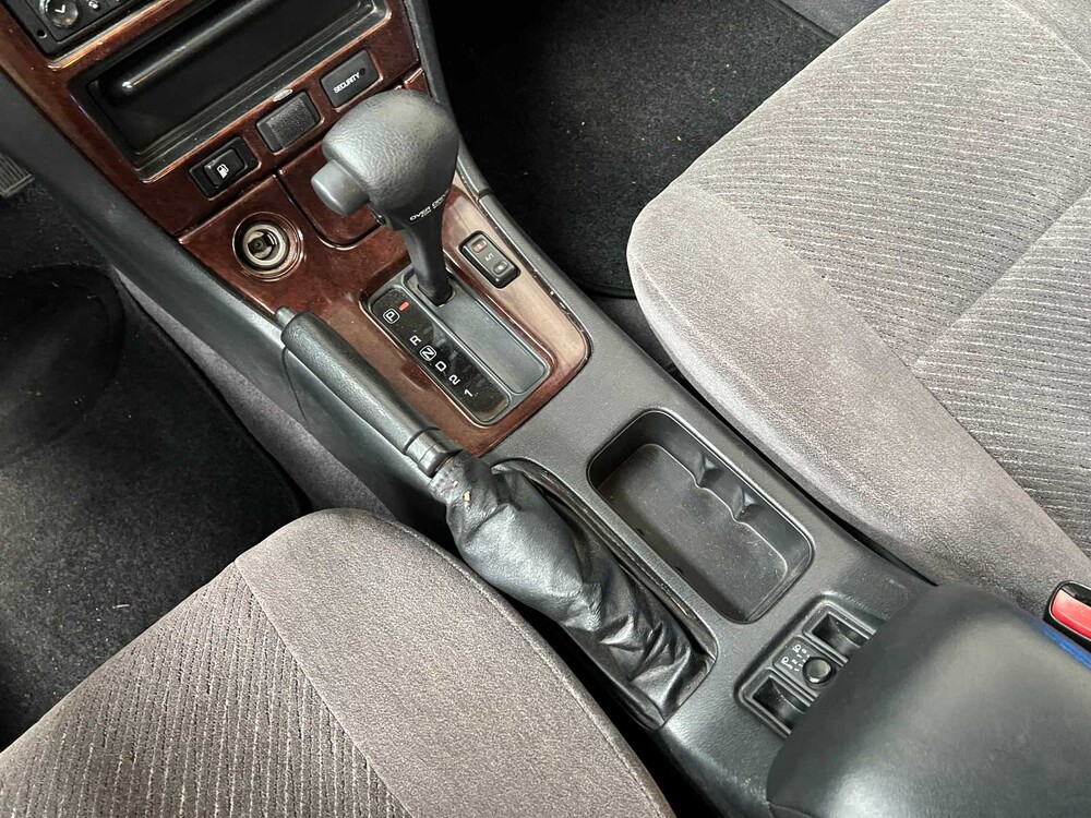 Nissan Maxima QX 2.0 V6 SE 140PS 1996, NL-ZN-98