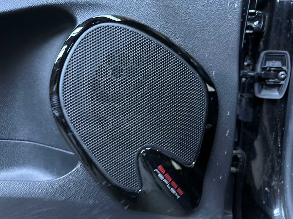 Renault Clio Kombi 0.9 TCe Limited 90PS 2020, H-573-GR