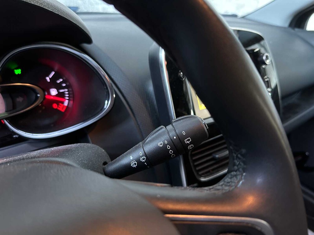 Renault Clio Kombi 0.9 TCe Limited 90PS 2020, H-573-GR