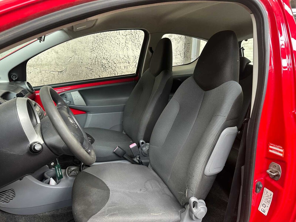 Toyota Aygo 1.0-12V 68PS 2005, TN-935-D