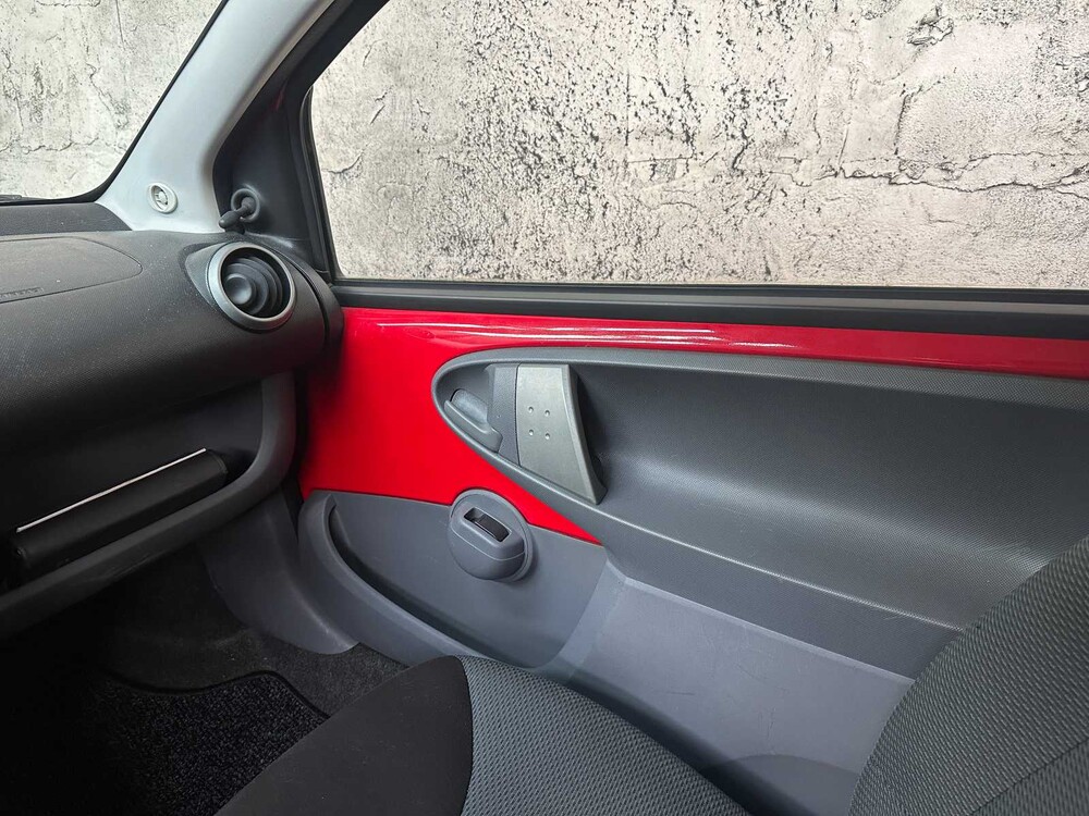 Toyota Aygo 1.0-12V 68PS 2005, TN-935-D