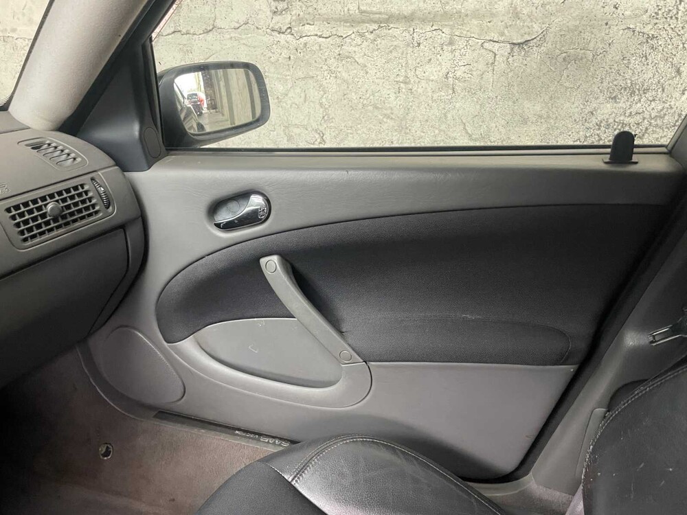 Saab 9-5 Kombi 2.3t Arc 185PS 2002, 87-HZ-JB