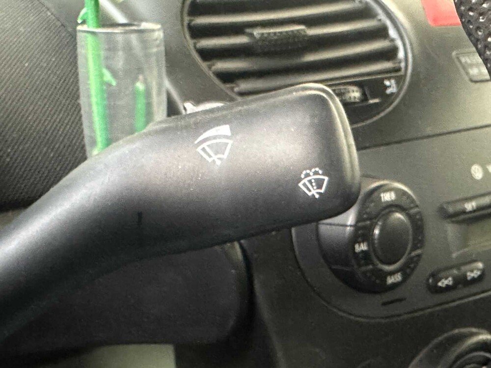 Volkswagen New Beetle Cabriolet 1.6 102PS 2003, 75-GNV-4