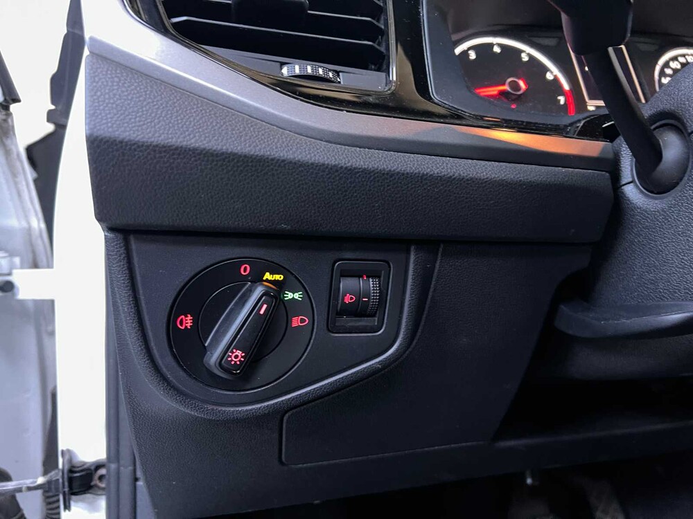 Volkswagen Polo 1.0 TSI Highline 95PS 2019, H-402-RP