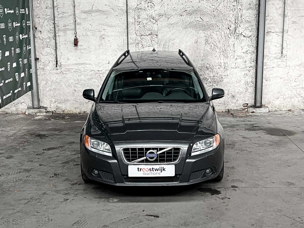 Volvo V70 1.6 T4F Summum 179PS 2012, HS-243-Z