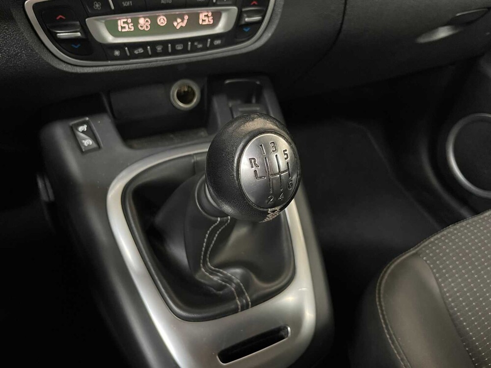 Renault Grand Scénic 1.4 TCe Collection 131PS 2013, TZ-809-F