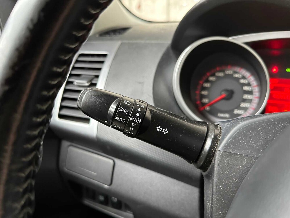 Citroen C-Crosser 2.2 HDiF Dynamique 156PS 2008, 13-VNT-8