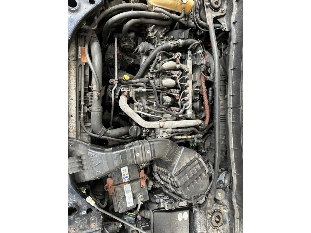 Citroen C-Crosser 2.2 HDiF Dynamique 156PS 2008, 13-VNT-8