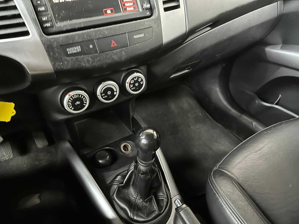 Citroen C-Crosser 2.2 HDiF Dynamique 156PS 2008, 13-VNT-8