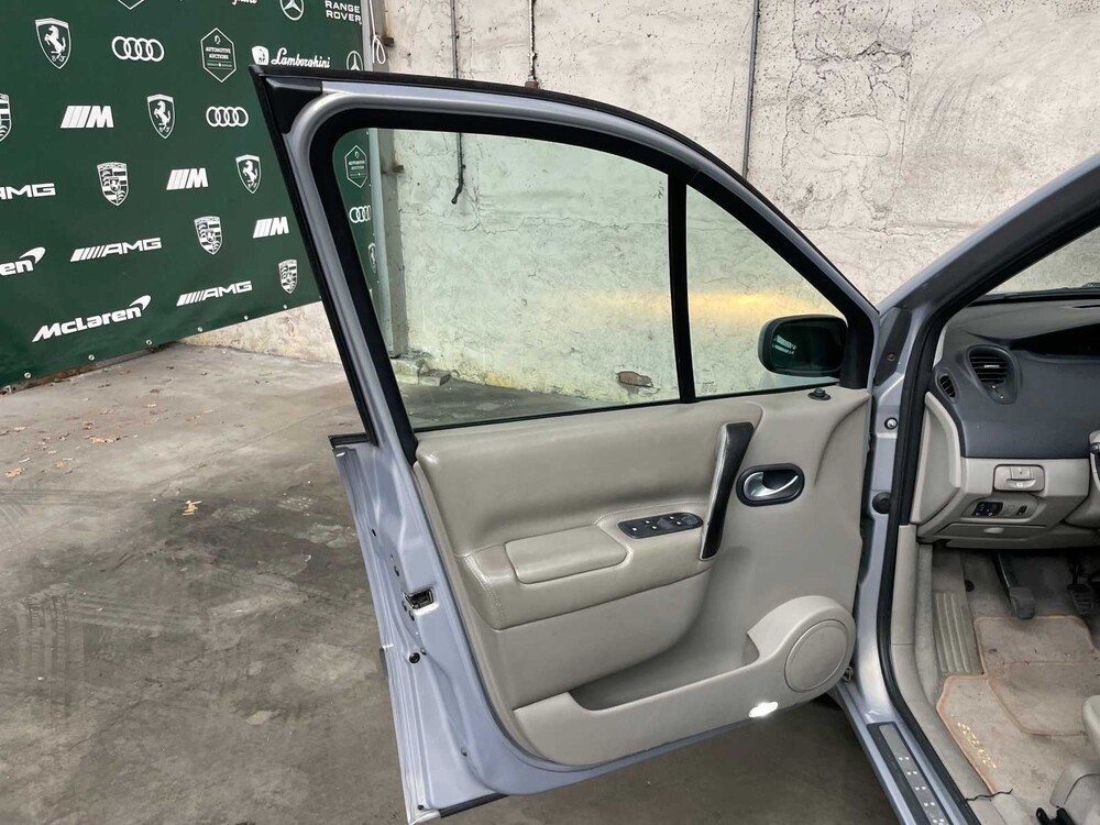 Renault Scénic 1.6-16V Priv.Luxe 113PS 2004, 97-NTG-1