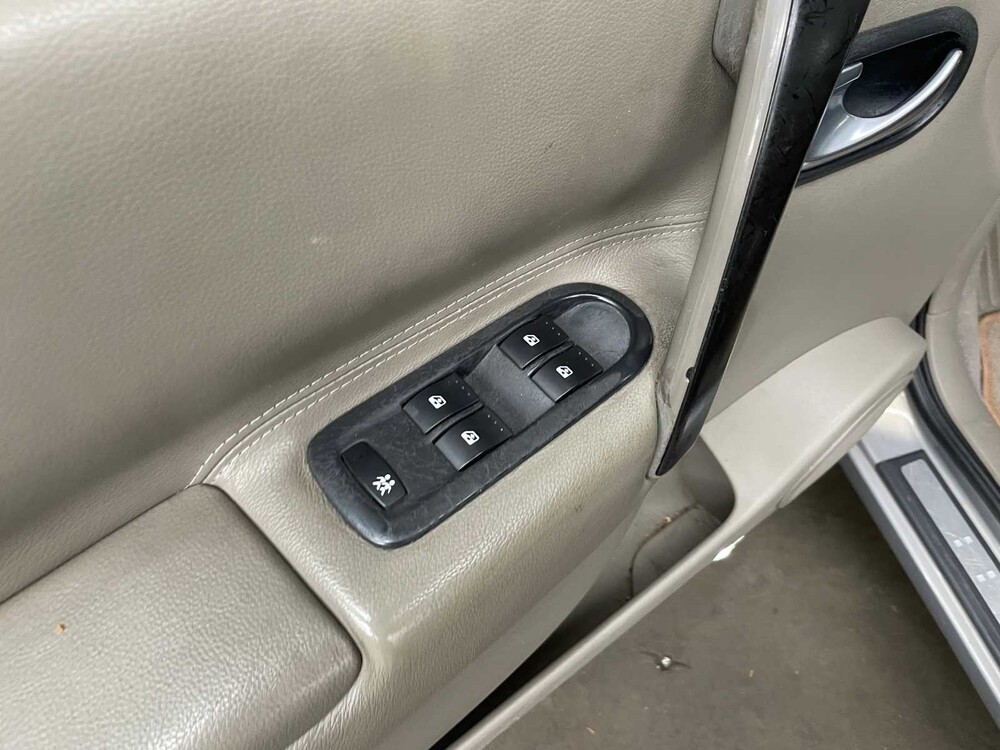 Renault Scénic 1.6-16V Priv.Luxe 113PS 2004, 97-NTG-1